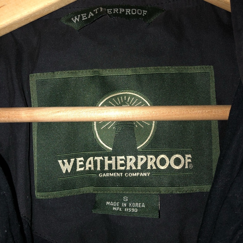 Weatherproof jacket - Picture 2 of 5